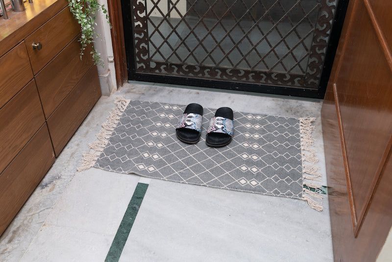 Grace Cotton Print Mat 50x70 cm-Grey