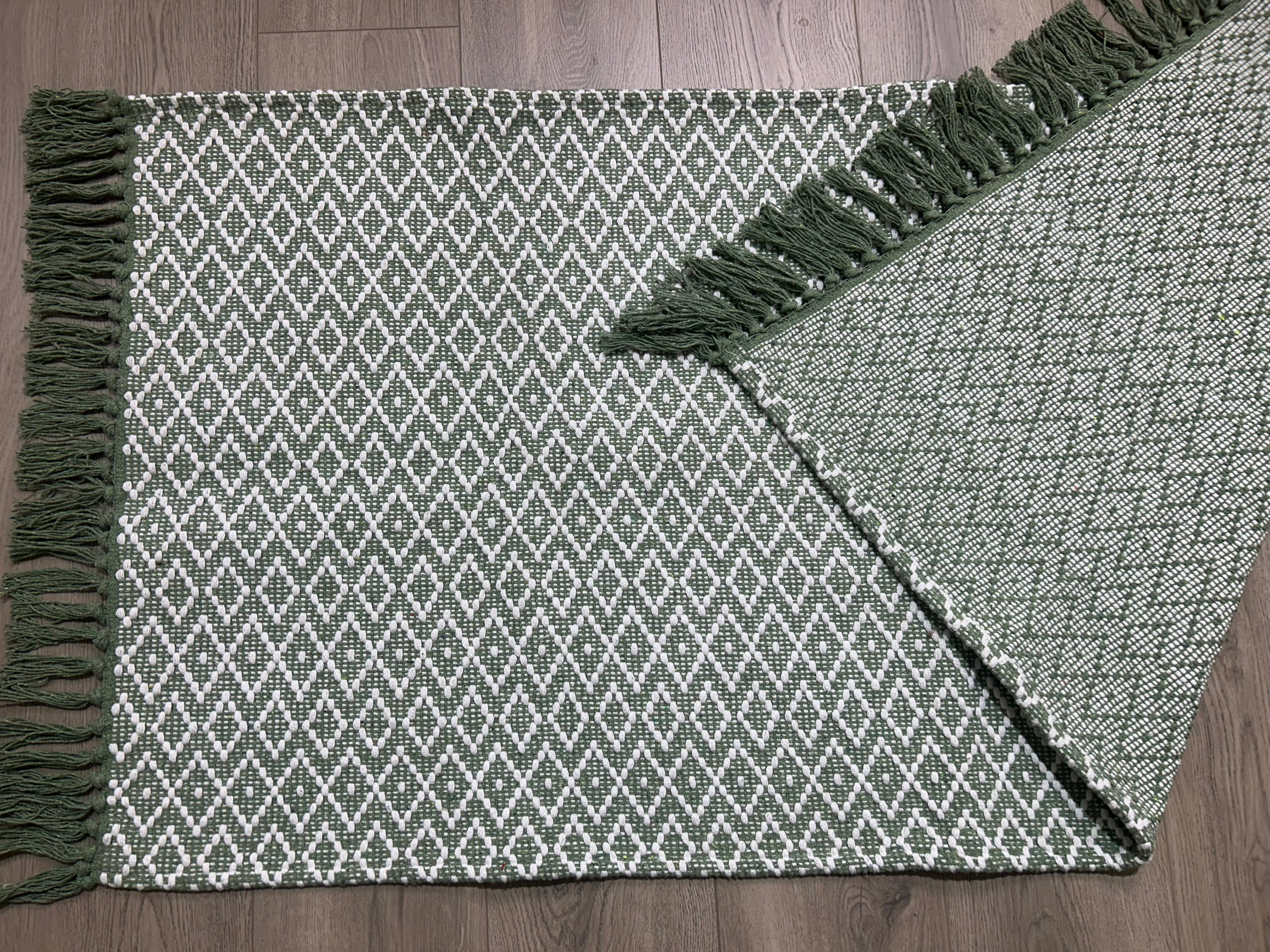 BED SIDE RUNNER